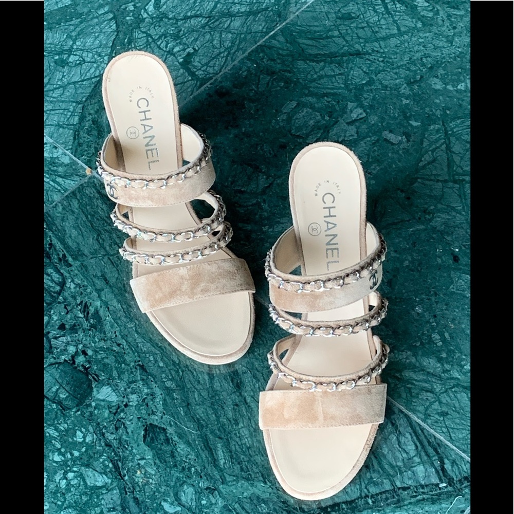 Chanel slip on suede heels with chain Tan size 39.5